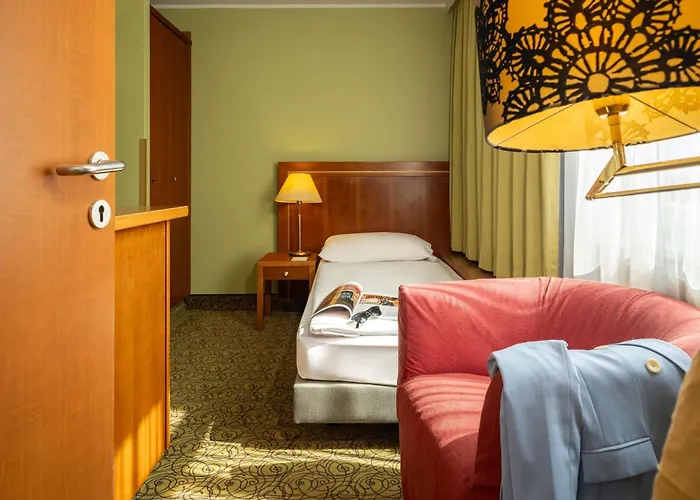 Mercure Westbahnhof Hotel 4*