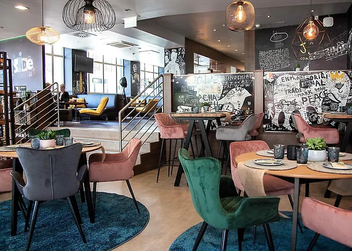 Mercure Westbahnhof 4*