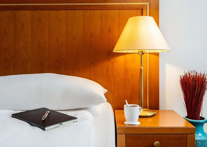 Mercure Westbahnhof 4* Вена