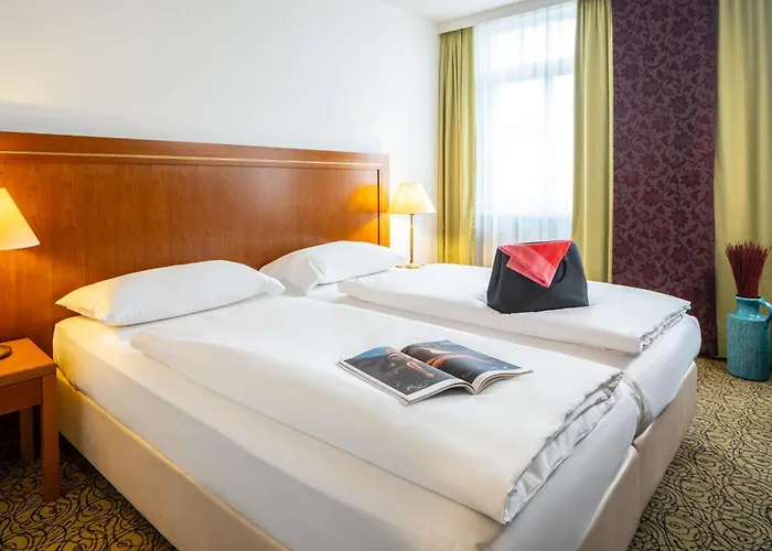 Mercure Westbahnhof 4*