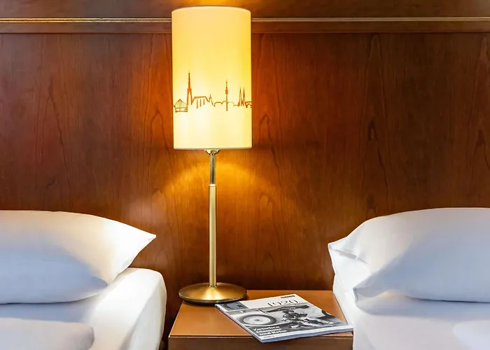 Hotel Mercure Westbahnhof 4*